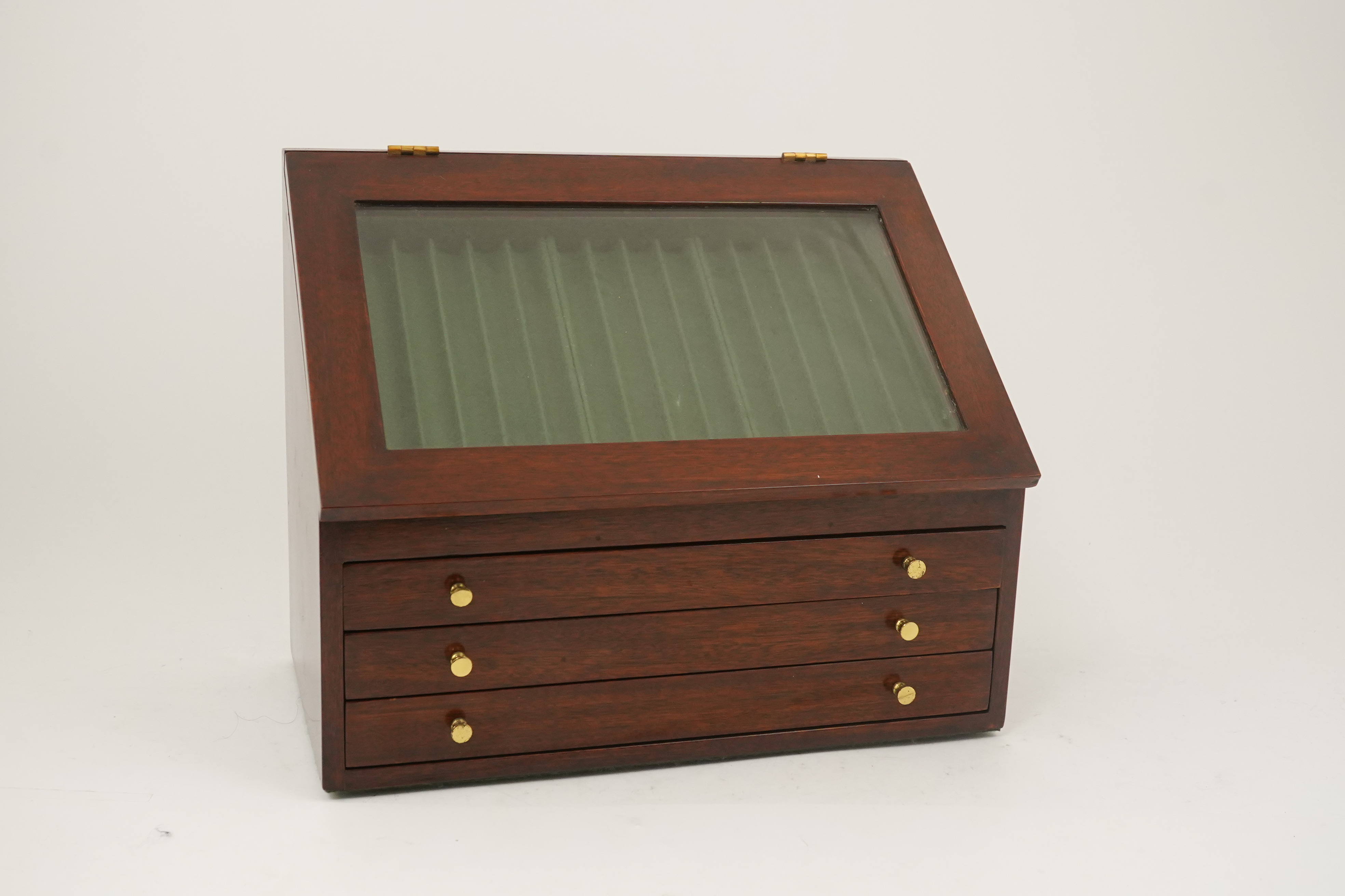 A quality desk top fountain pen display / collector's cabinet for fifty nine pens, with hinged glazed top